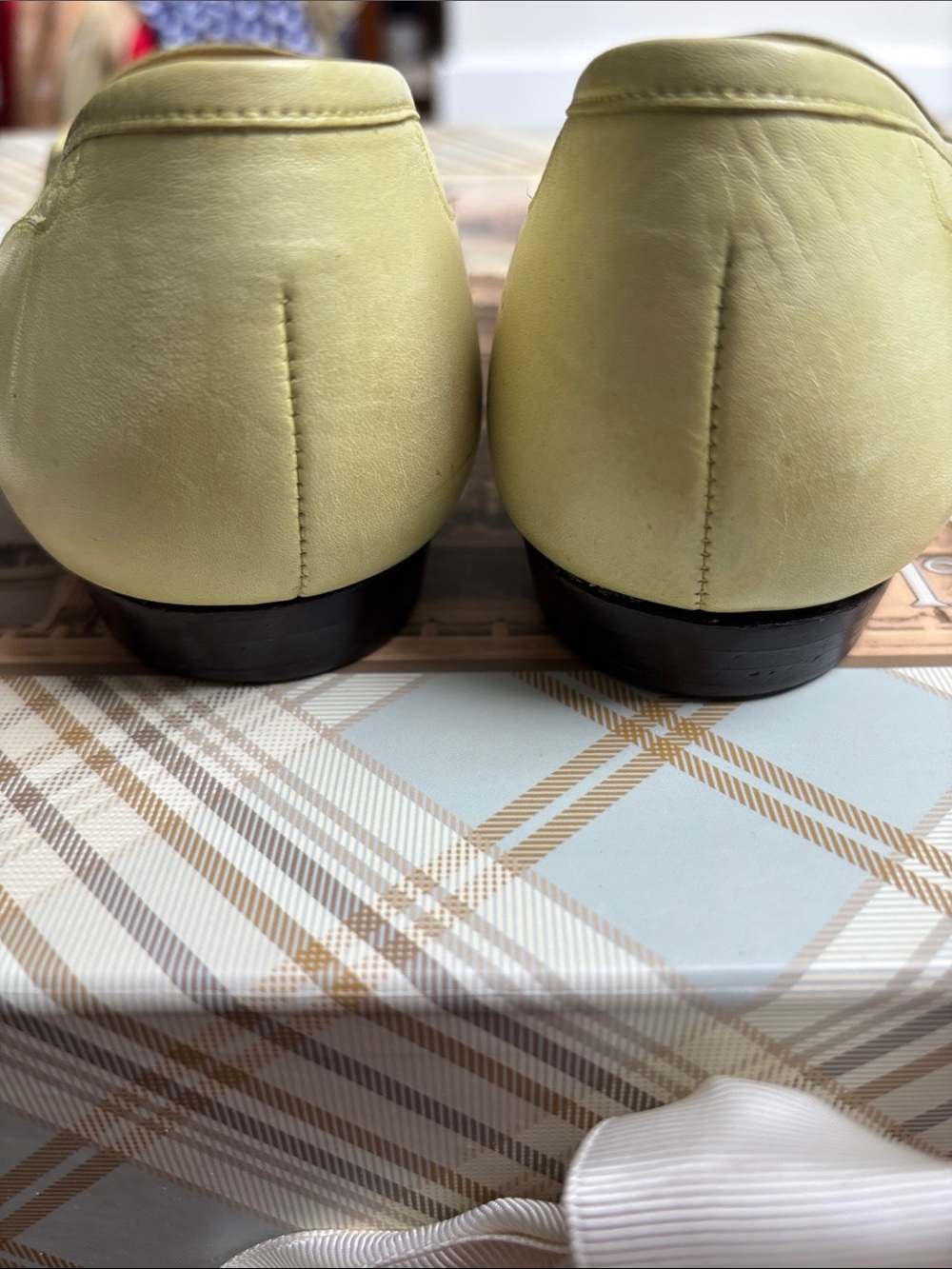 Enzo Angiolini Liberty Flats 8.5 M Vibrant Lime Green - Picture 3 of 10